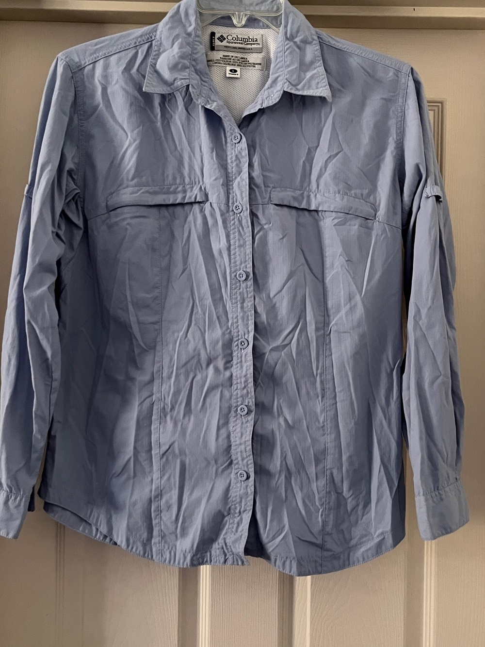 Columbia Light Blueish Gray Women's Button-Up Shirt size L